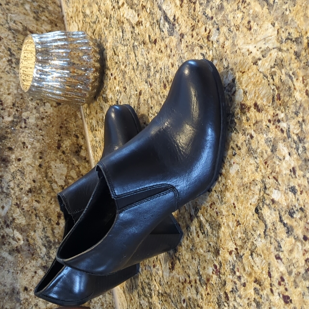 Women's B.O.C. Leather Shoes